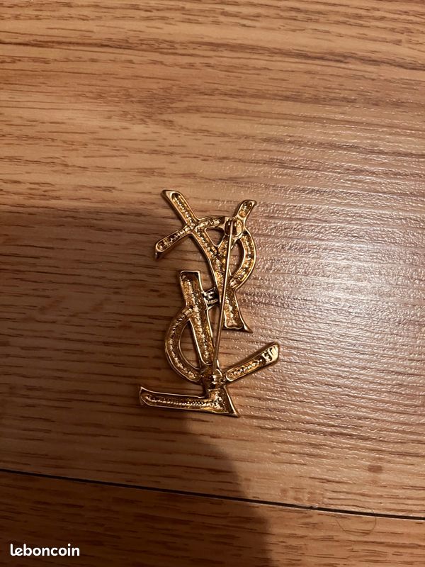 Broche (image 2)