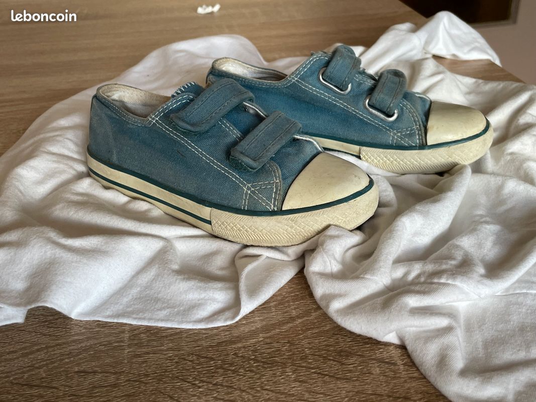 Baskets basses enfant en toile pointure 30 (image 2)