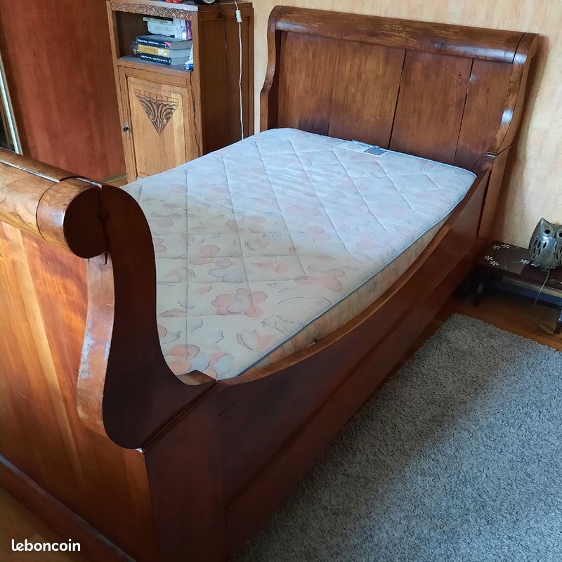Lit 1 place style Louis Philippe à vendre 80 euros (image 1)