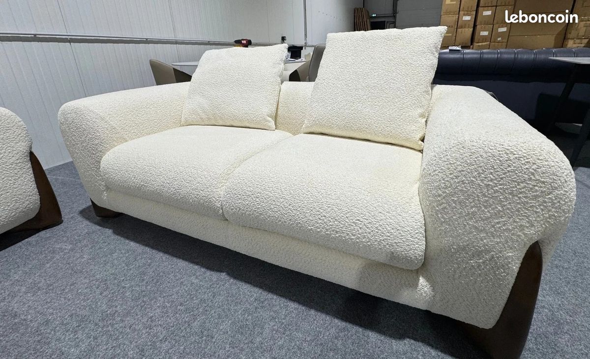💥NEUF ET EN PROMO💥Sublime Ensemble de Canapés 3+2+1 Neufs et sous emballage. En Tissu Bouclette Beige clair. Chic et Confortable. En Stock immédiat livraison rapide chez vous (image 5)