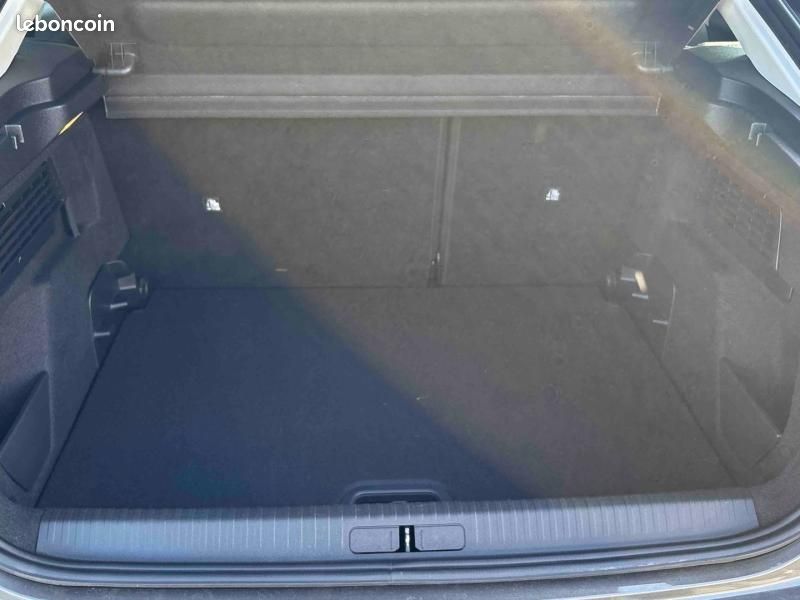 Citroen C4 1.5 BlueHDi 130ch S&S PLUS Automatique (image 5)
