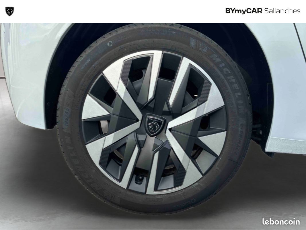 PEUGEOT 208 Hybrid 110 e-DCS6 Style (image 16)