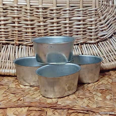 Moule à Appâts En Aluminium Et Plastique Souple - Pour La Pêche - Diamètre 1 Pouce - Occasion En Bon état