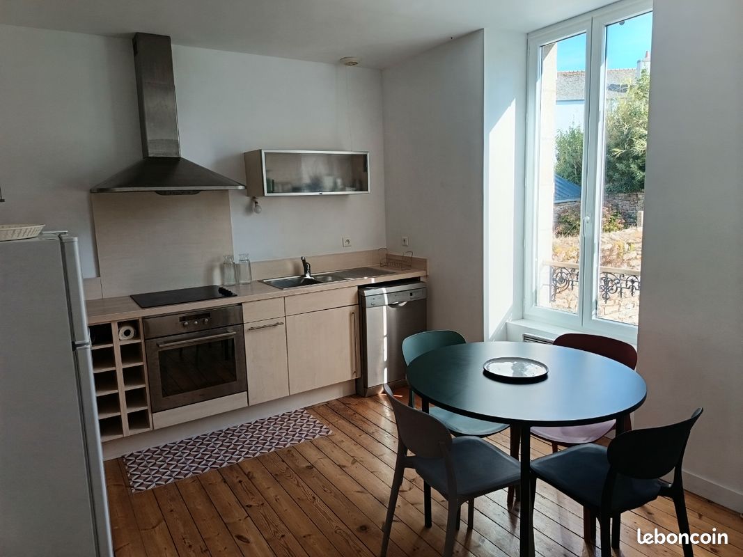 Appartement 2 pièces 55 m² · à Douarnenez · 55 m² · 830 €/mois