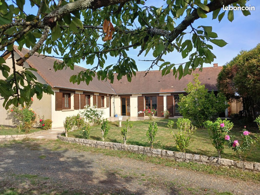 Maison 4 pièces 118 m² · à Magny · 118 m² · 835 €/mois