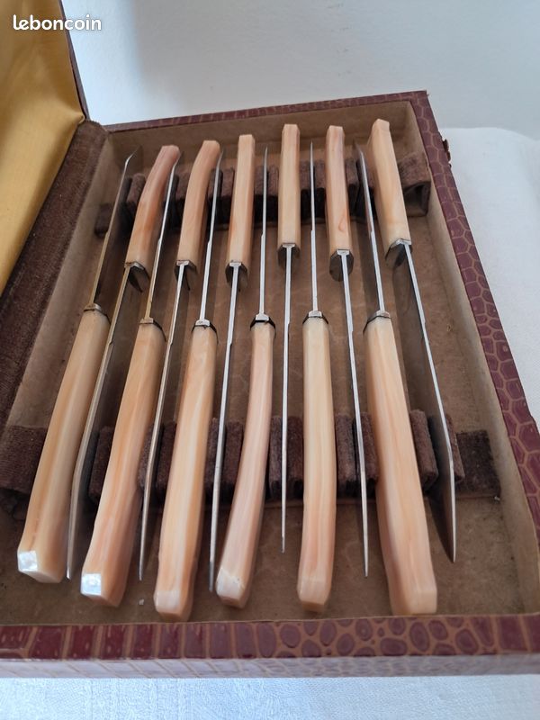 Coffret De Couteaux Inox Et Bakélite - Occasion, Manche Inox, Set De Table