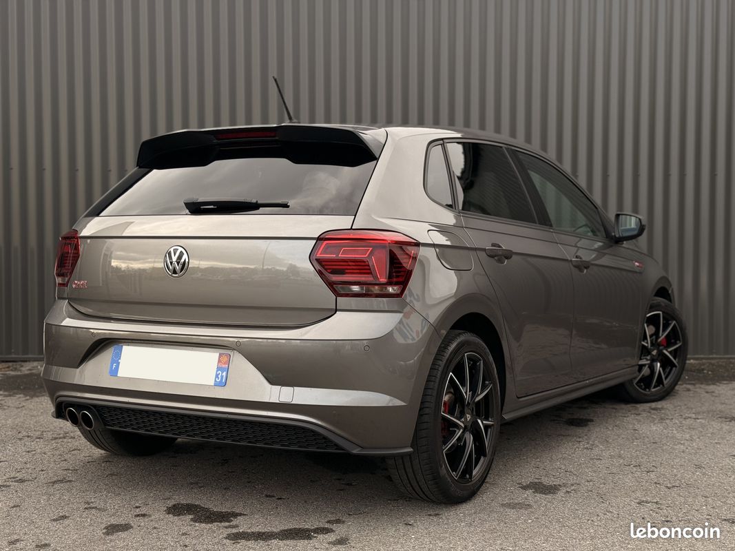 Volkswagen Polo VI GTI 2.0 TSI 200ch DSG6, Garantie 12 Mois | Carplay | Caméra | 2ème main (image 4)