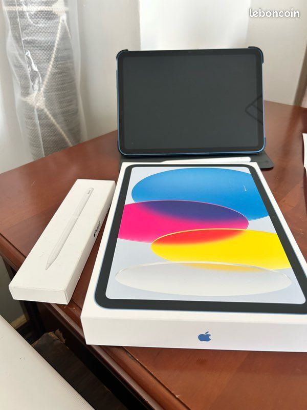 IPad 10 (image 1)