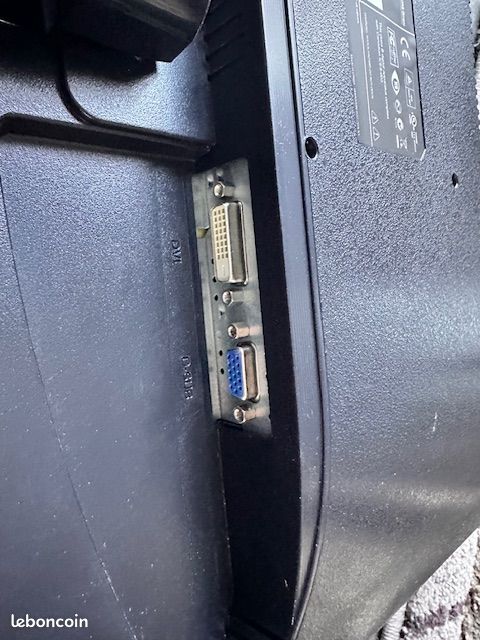 Ecran Fujitsu +souris+clavier (image 2)