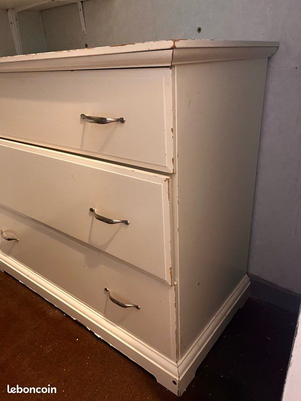 Commode IKEA blanche 3 gds tiroirs Bon état (image 4)