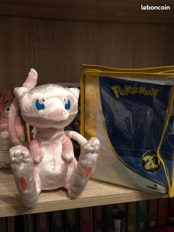 Peluche Pokemon TOMY 20th Mew Numéro 151 - Occasion