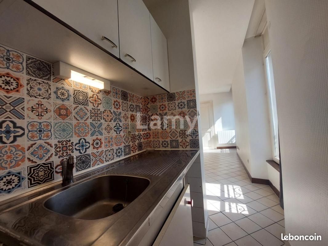 Appartement 1 pièce 22 m² · à Grenoble · 22 m² · 369 €/mois