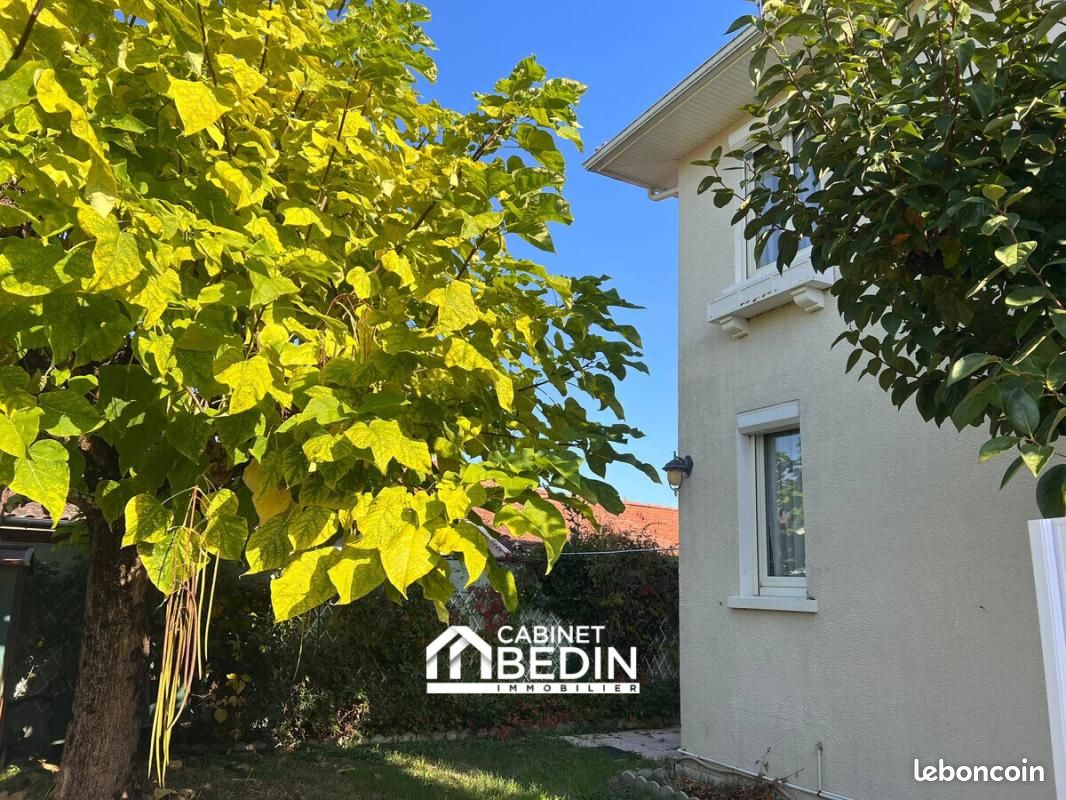 Maison 4 pièces 110 m² · à Arès · 110 m² · 368 000 €
