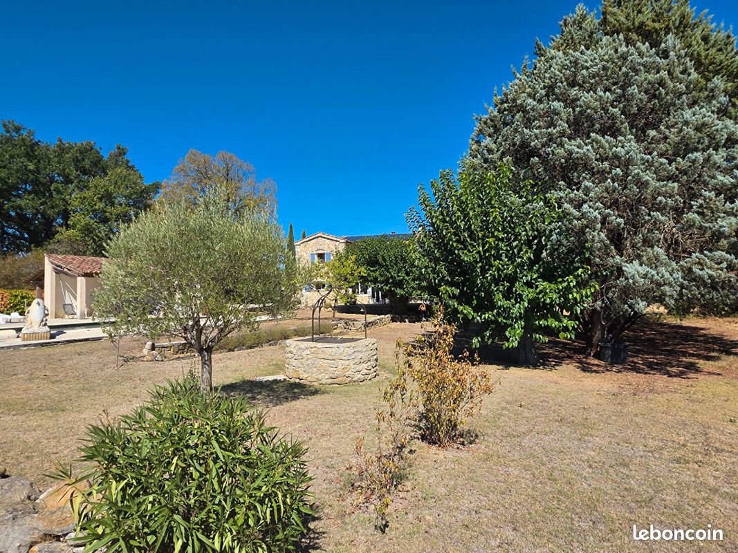 Maison 7 pièces 200 m² · à Barjac · 200 m² · 499 000 €