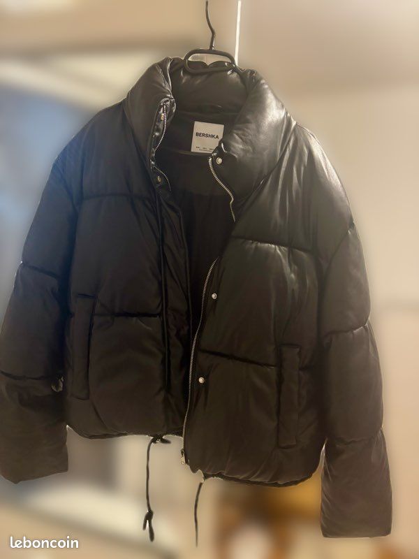 Veste bershka comme neuve - jamais portée (image 1)