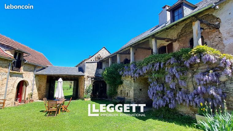 Maison 27 pièces 364 m²