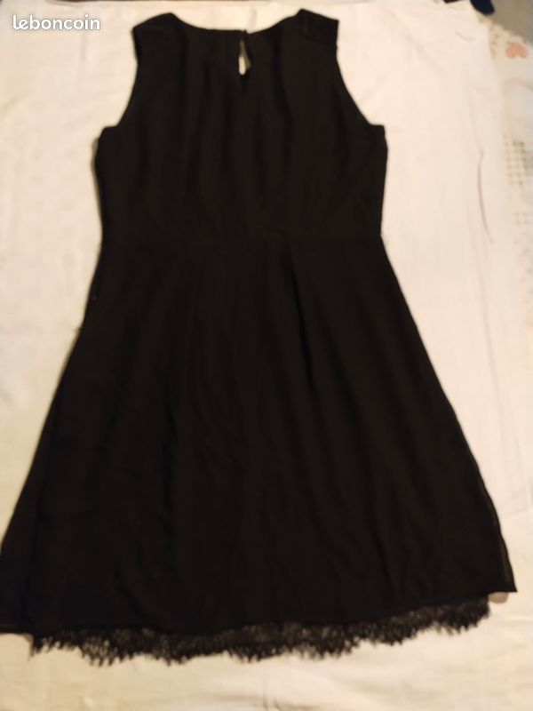Robe noire soirée taille 40 (image 2)
