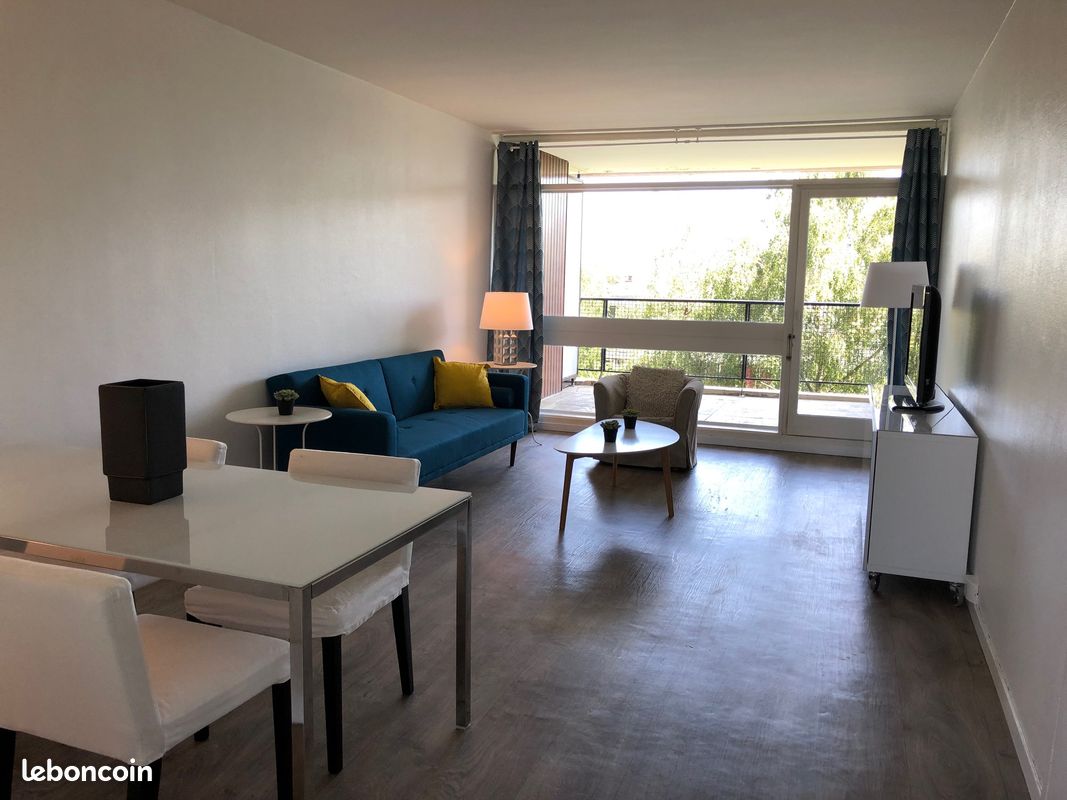 Appartement 2 pièces 64 m² · à Lille · 64 m² · 990 €/mois