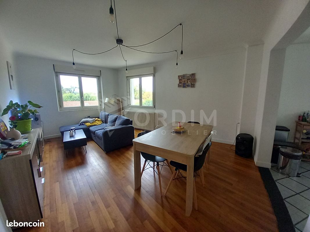 Appartement 3 pièces 84 m² · à Avallon · 84 m² · 595 €/mois