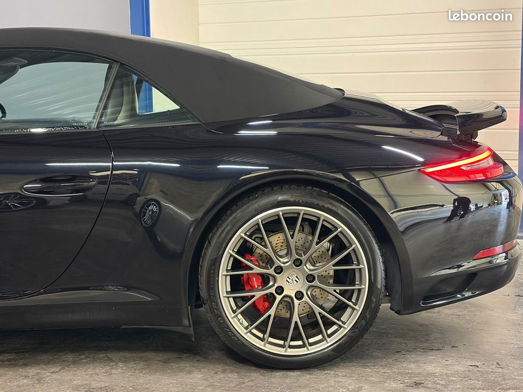Porsche 911 Carrera S Cabriolet PDK (image 36)