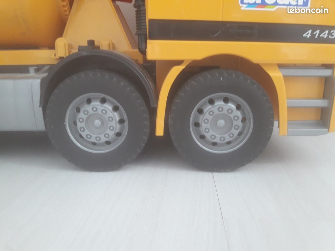 Camion ciment (image 2)