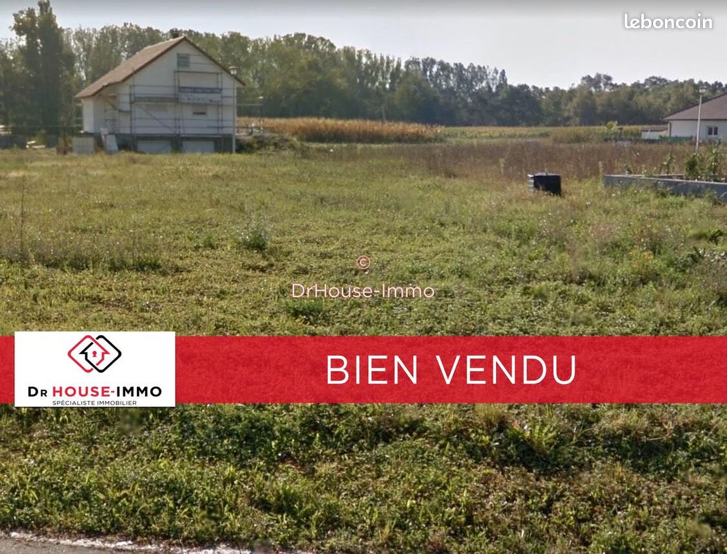 Terrain 822 m² · à Blodelsheim · 822 m² · 123 100 €