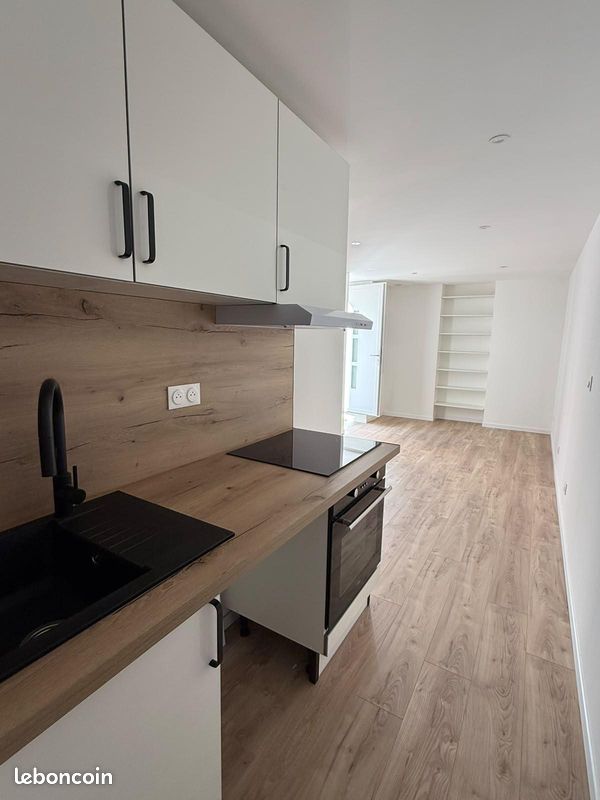 Appartement 1 pièce 20 m² · à Vals-les-Bains · 19,9 m² · 390 €/mois