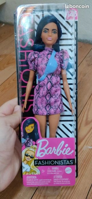 Blue Hair Barbie 143 Fashionistas 143 Barbie Fashionistas Doll