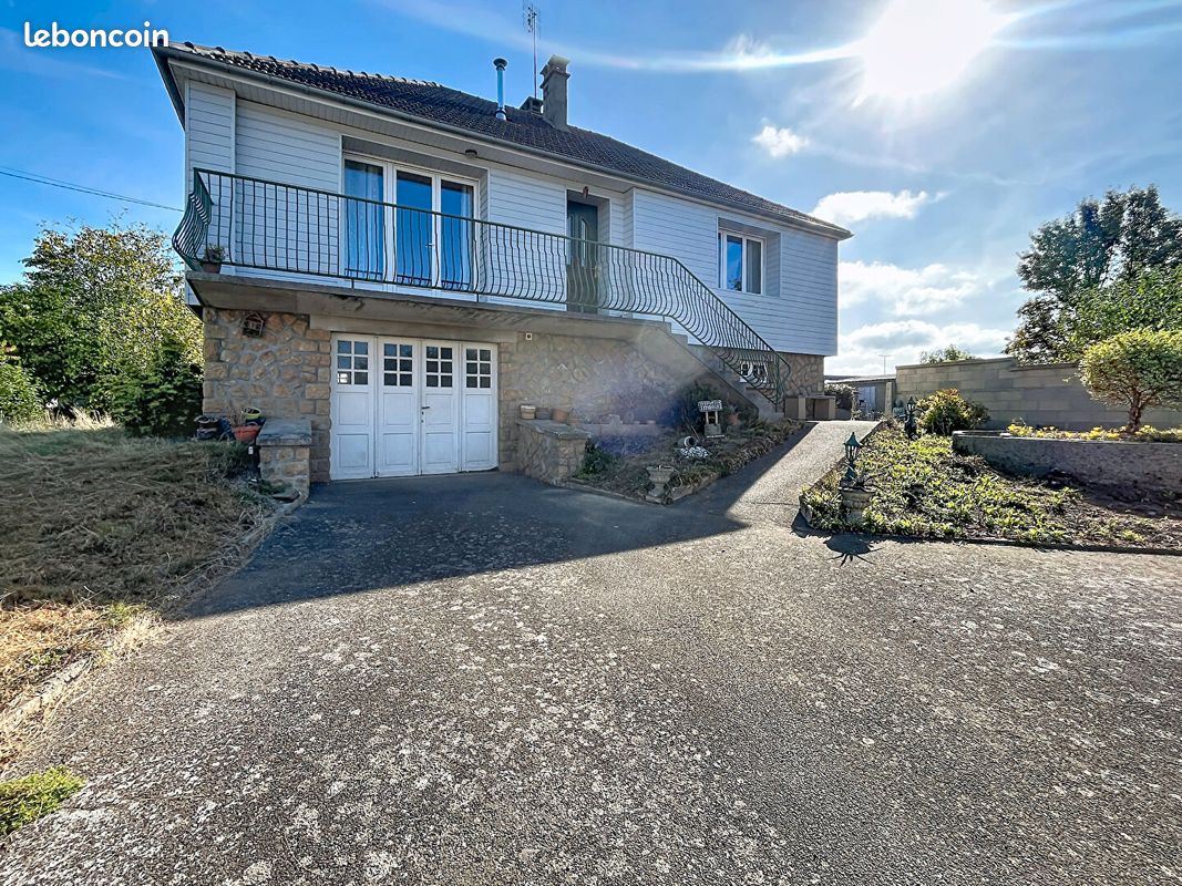 Maison 5 pièces 85 m² · à Saint-Hilaire-du-Harcouët · 85 m² · 160 000 €