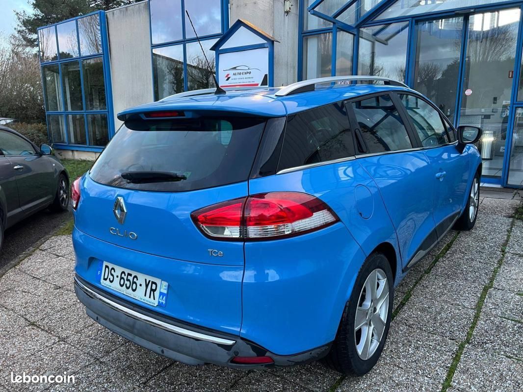 Renault Clio IV ESTATE TCe 90 eco2 Intens (image 4)