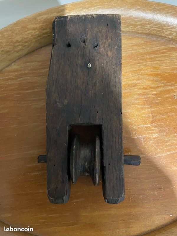 Poulie en bois (image 1)