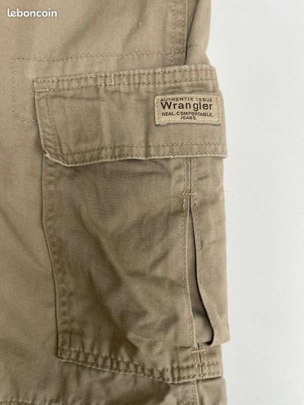 Wrangler Authentics vintage beige camel cargo shorts Mens W31 (image 2)