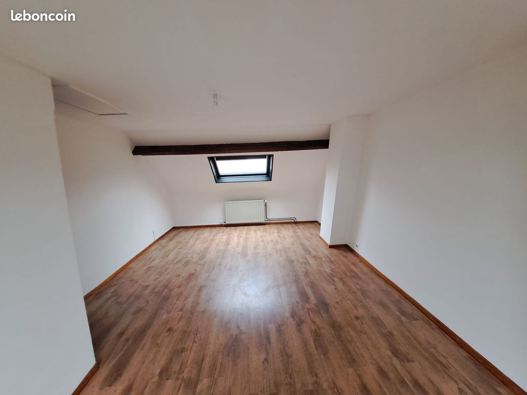 Maison 5 pièces 95 m² · à La Bassée · 95 m² · 950 €/mois