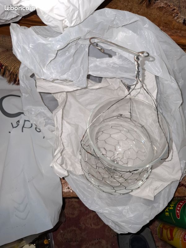 Suspension en verre (image 1)