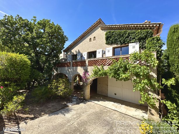 Villa 6 pièces 149 m²