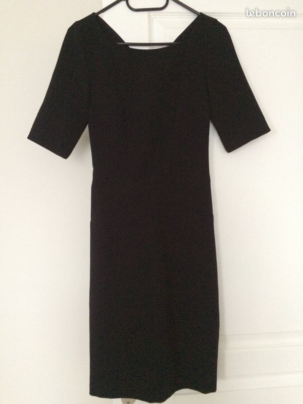 Robe noire (image 1)