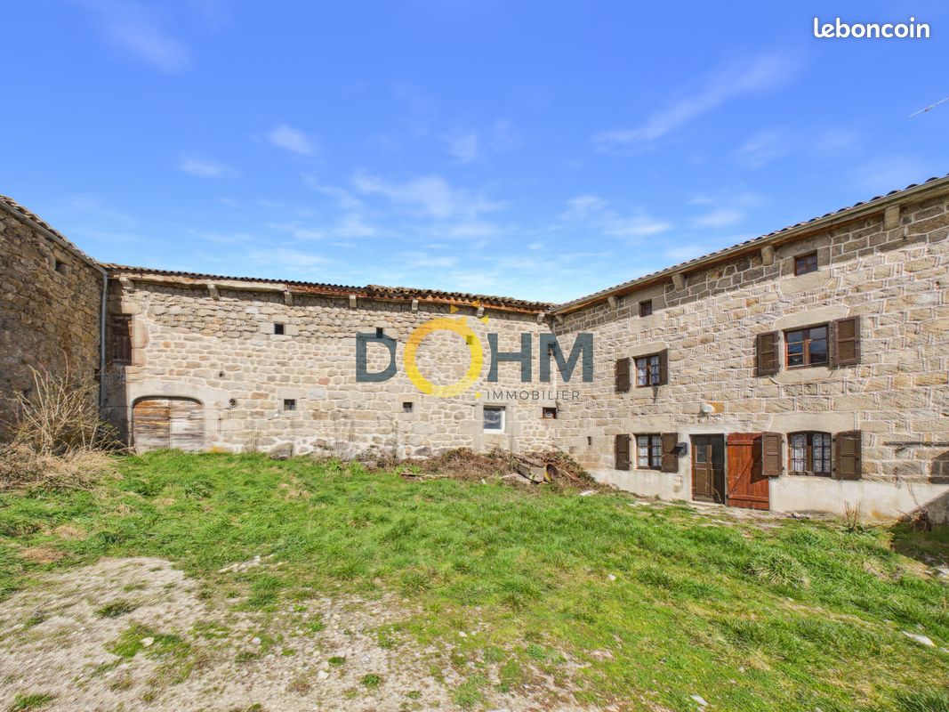 Maison 3 pièces 90 m² · à Venteuges · 90 m² · 56 000 €