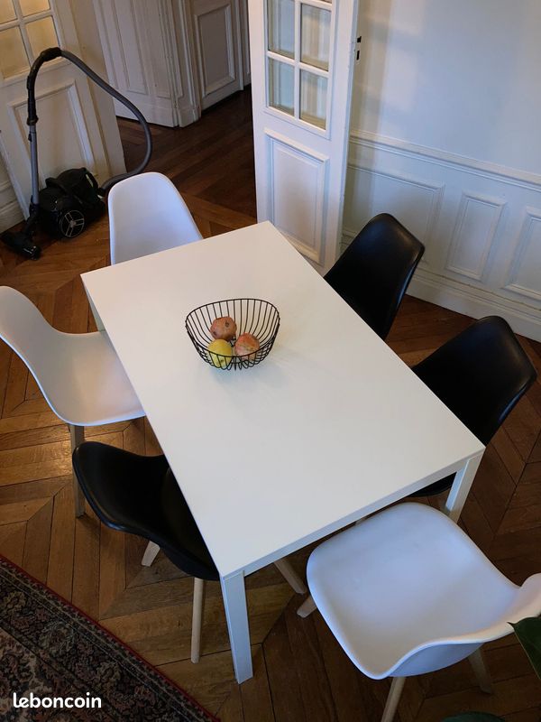 Chaise de table à manger (image 1)