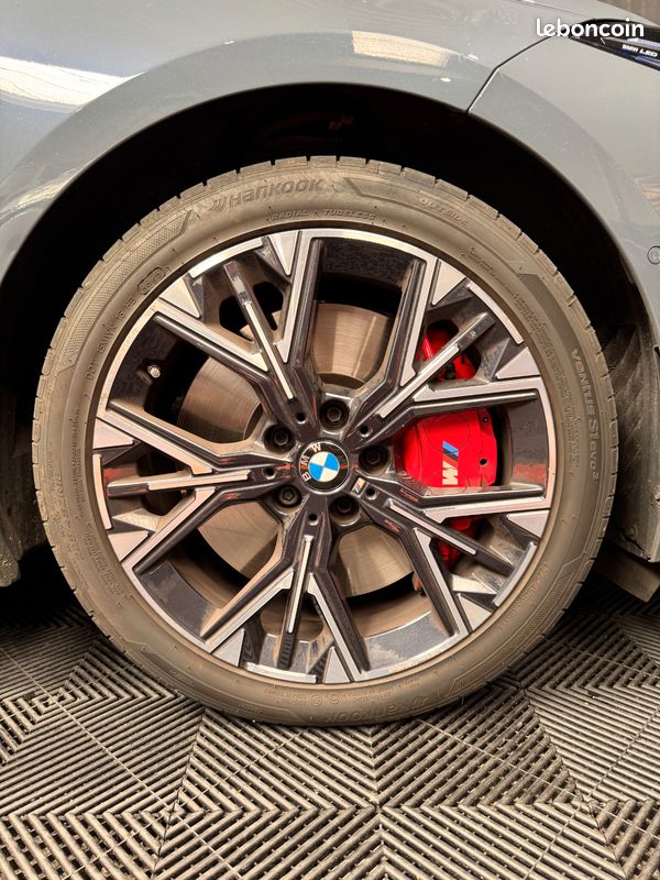 BMW SERIE 1 120D 163CH - PACK M SPORT PRO - HUD - TOIT OUVRANT - FREINS M SPORT ROUGE - CAM 360° - GARANTIE BMw (image 23)