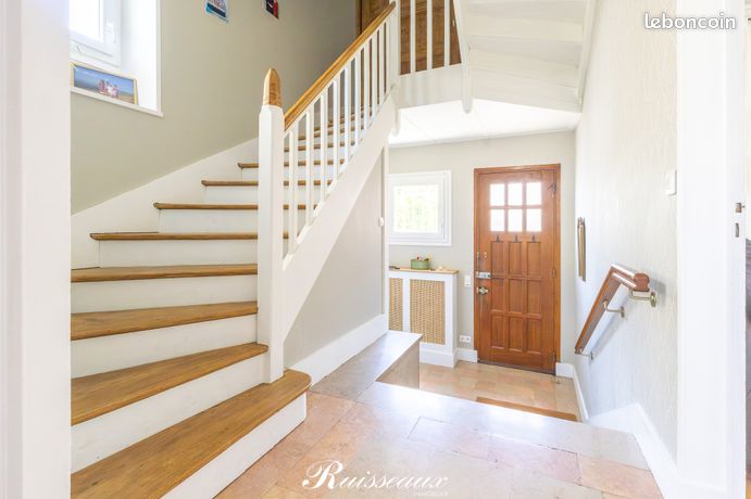 Maison 12 pièces 242 m² — 7