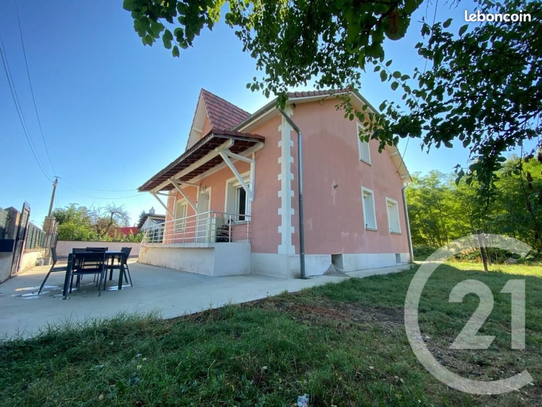 Maison 4 pièces 89 m² · à Saint-Clair-de-la-Tour · 89 m² · 245 000 €