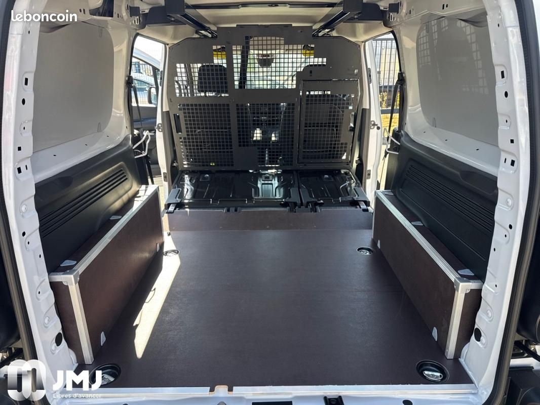 Citroën Berlingo CABINE APPROFONDIE CA TAILLE XL BLUEHDI 100 S&S BVM6 (image 27)