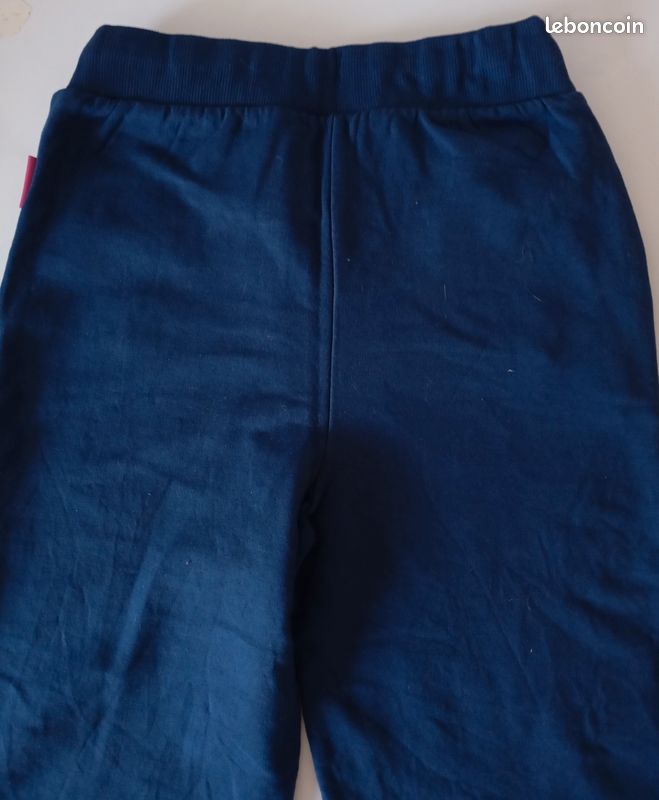 Ensemble veste et pantalon . 7/8 ans . Hello Kitty. Coton bleu et imprimé . Très bon état (image 14)
