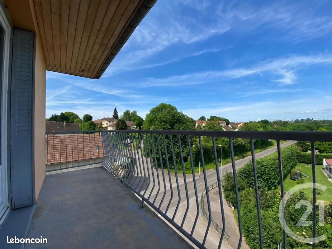 Appartement 4 pièces 68 m² · à Le Pont-de-Beauvoisin · 68 m² · 790 €/mois