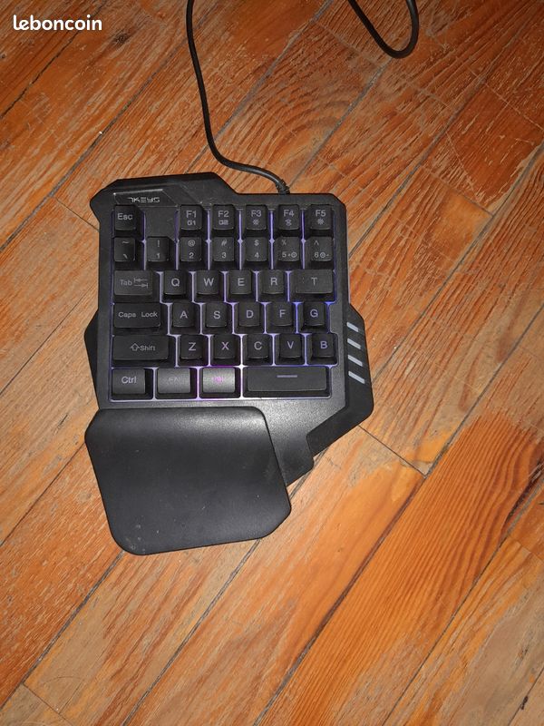 Mini clavier gaming rgb (mécanique) (image 1)