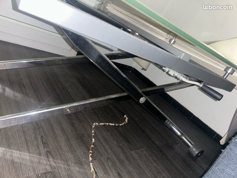 Table en verre réglable en hauteur 120x80 cm – Pieds métal (image 1)