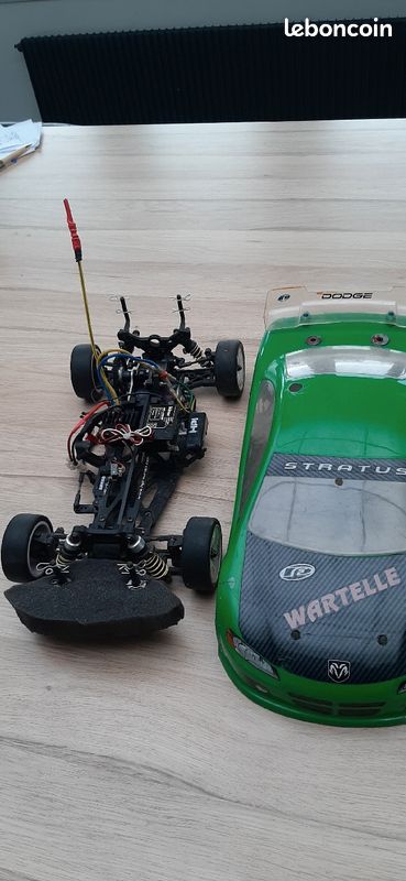 Modelisme Voiture Electrique Course Youtube