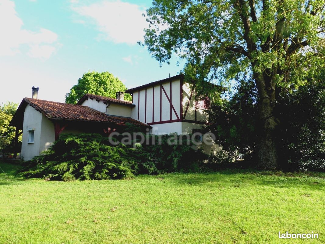 Maison 5 pièces 160 m² · à Saint-Nexans · 160 m² · 267 000 €