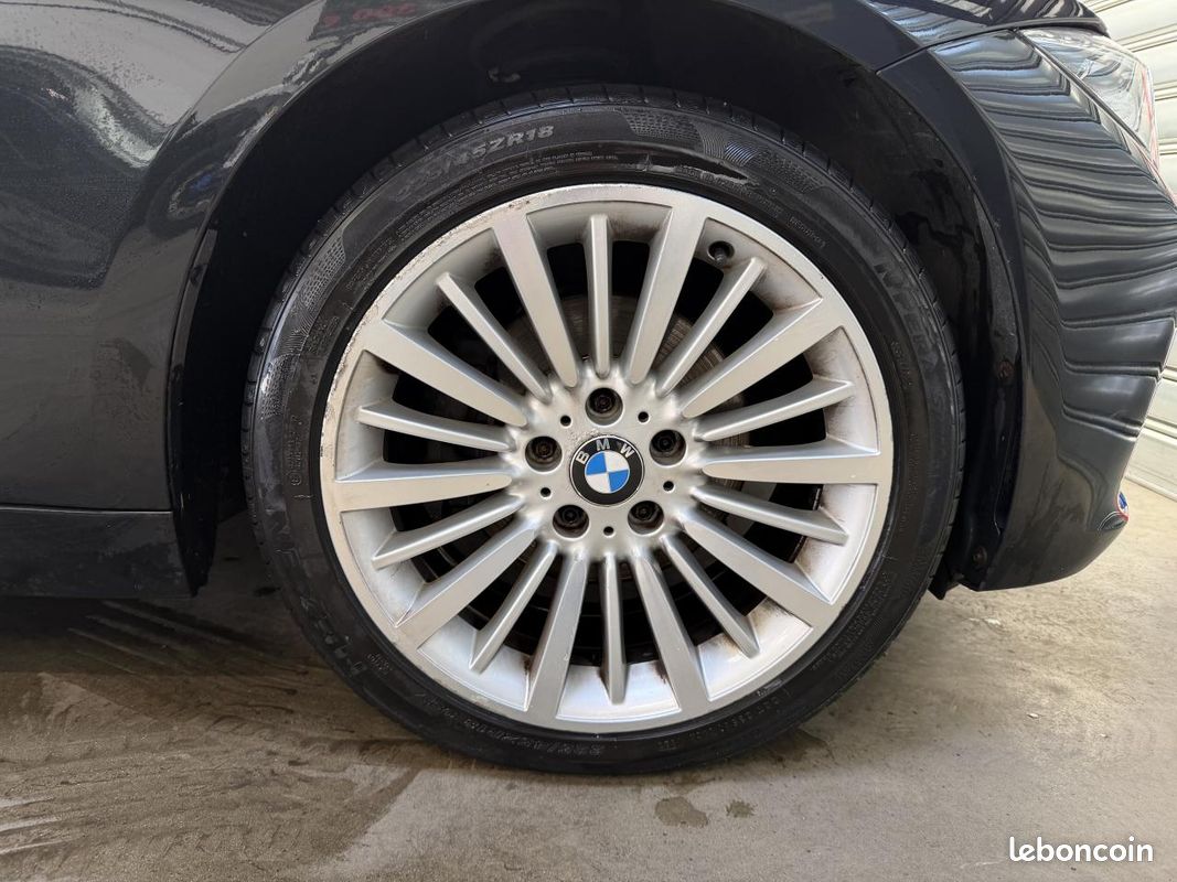 BMW SERIE 3 320d xDrive Luxury - BVA Sport BERLINE (image 24)