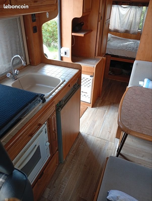 Camping car profilé rapido (image 2)